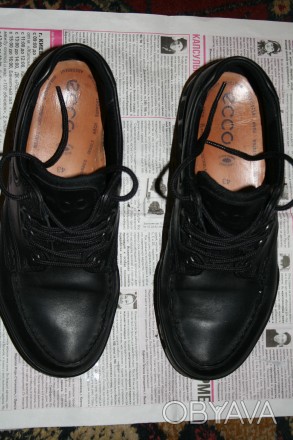 хорошие туфли известного бренда  удобные и долго носятса. . фото 1