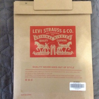 Предлагается к продаже комплект оригинальных классических футболок Levis. В комп. . фото 2