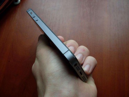 Продам оригинальный айфон в шикарном состоянии БЕЗ ЦАРАПИН (одна не значительная. . фото 4