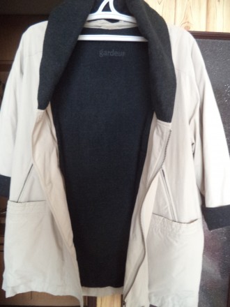 Куртка женская,бежевого цвета, 56 - 58 размера,в отличном состоянии ( не стирана. . фото 3