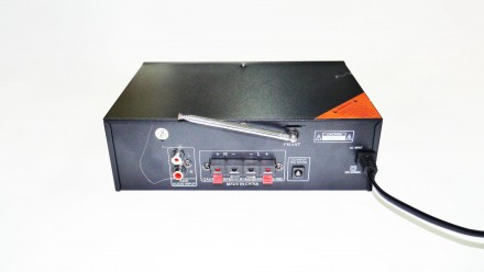 Усилитель звука UKC SN-838 BT USB + SD + AUX + Bluetooth + Караоке
Усилитель зв. . фото 4