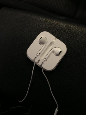 Новые Наушники apple EarPods для iPhone. В наличии. Совместимость: iPhone 3GS/4/. . фото 3