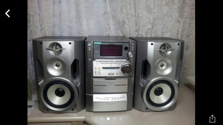 Продам отличный музыкальный центр SONY DHC-ZX50MD.

Использовался довольно ред. . фото 3