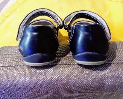 Детские туфли темно-синие, для девочки в идеальном состоянии 25 размер.Стелька:1. . фото 4