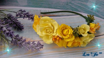 Обруч ручної роботи. Квіти виготовлені із 5 відтінків жовтого фоамірану. Обруч д. . фото 2