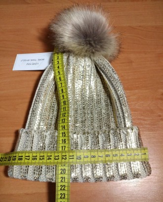 Зимняя шапка с блеском и съемным меховым балабоном ( Ог 54-58 см ).
Серая вязан. . фото 6