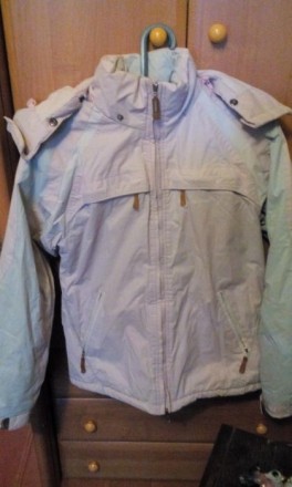Ветрозащитная курточка, очень в хорошем состоянии, L, на 46-48, продаю так как с. . фото 2