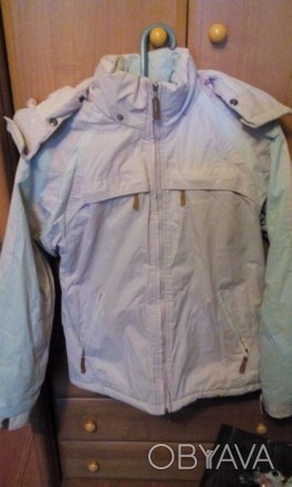 Ветрозащитная курточка, очень в хорошем состоянии, L, на 46-48, продаю так как с. . фото 1