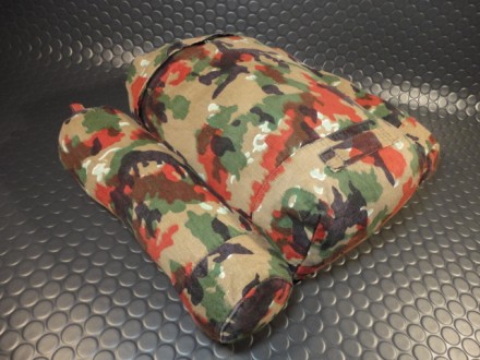 Оригинальный модульный рюкзак M70 в расцветке Альпенфляге вооруженных сил Швейца. . фото 9