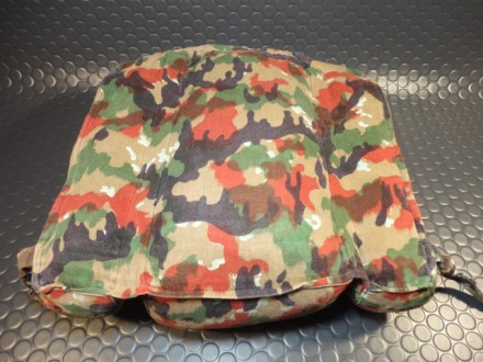 Оригинальный модульный рюкзак M70 в расцветке Альпенфляге вооруженных сил Швейца. . фото 11