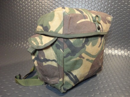 Оригинальная противогазная сумка армии Великобритании.

Изготовлена из ОЧЕНЬ п. . фото 3