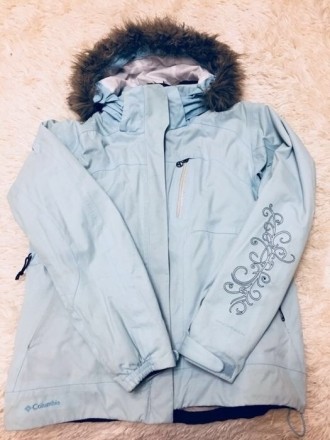 Лыжная куртка Columbia,размер с/м)) цвет (нежно-голубой) мех снимается,капюшон т. . фото 2