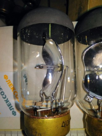 Лампа Накаливания для Кинопроектора 21,5В 150Вт с Отражателем Новая! Размеры на . . фото 3