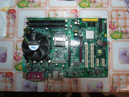 Комплект: Материнская плата 775s Epox ep-5ela3i с поддержкой PCI-E и AGP видеока. . фото 3