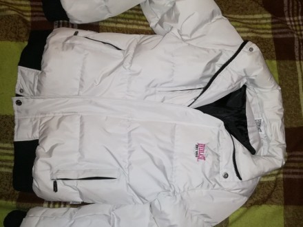 Продам куртку женскую горнолыжную Everlast белого цвета. Состояние отличное. Дли. . фото 2