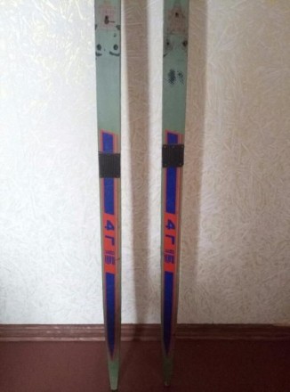 Лыжи пластик GLAVPROMSPORT, производства СССР, длина 190 см, 400 грн, лыжи дерев. . фото 4