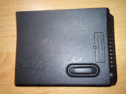 Крышка отсека HDD (Жесткого диска), снята с Asus F3Sr, подходит к ноутбукам сери. . фото 2