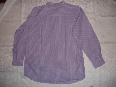 Сорочка 46-48 р., нова, свіло-фіолетова у вертикальну світлу смужку. Довгий рука. . фото 5