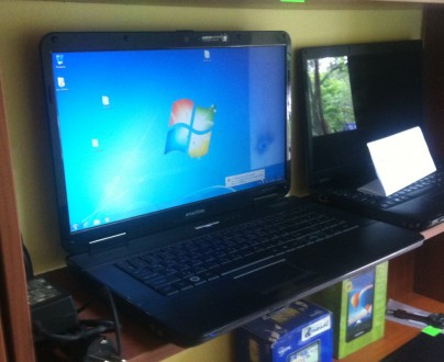 Игровой ноутбук eMaсhines G630G с большим экраном 17,3
Продам ноутбук с большим. . фото 2