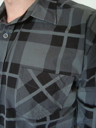 продам новую рубашку
 привезена из Германии 
фирменная рубашка, очень качестве. . фото 4