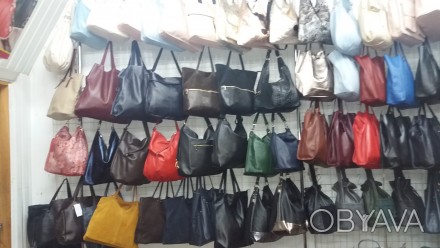 Продам сумки женские натуральная кожа,замша Италия 
Большой выбор моделей
Цена. . фото 1