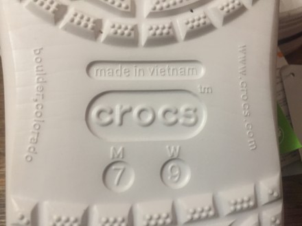 Производитель Вьетнам

Все цвета и размеры в наличии! 

Crocs изготовлены из. . фото 8