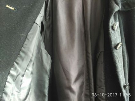 Продам женское черное пальто, есть катышки чуток. Замеры: плечи 44-46 см, ПОГ 57. . фото 3