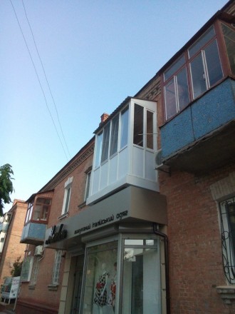 Ремонт балконів (реставрація даху на балконі, розширення площі балкона, утепленн. . фото 4