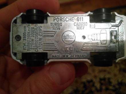 Коллекционная модель PORSCHE 911 масштаб 1:64. Германия.
Была куплена в Германи. . фото 5