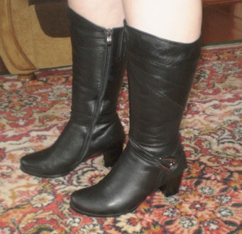 Продам женские зимние очень теплые кожаные сапоги 41 полномерный размер, полнота. . фото 3