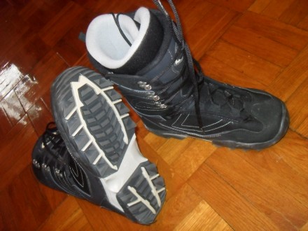 В отличном состоянии ботинки ESCAPE ( Италия ) , 41-42 размер - по стельке 26,5-. . фото 4
