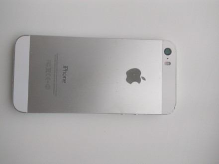 Продам айфон 5s 16gb, тач айди не работает, защитное стекло, есть по середине эк. . фото 7