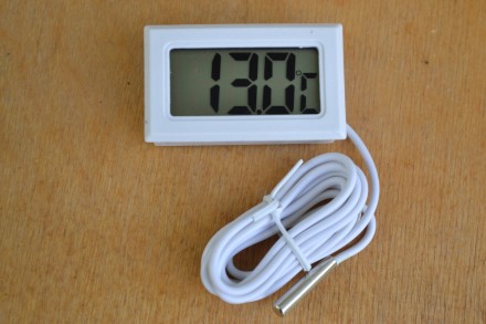Цифровой термометр с ЖК дисплеем от -50 до +110 градусов

Можно купить белого . . фото 3