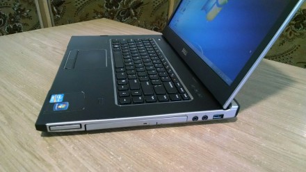 Ноутбук Dell Vostro 3550, 15,6'', i3-2350M, 320GB, 4GB, добрий стан
 
Екран ― . . фото 5