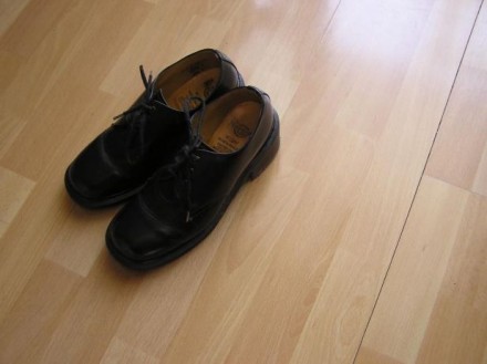 Продам женские туфли Martens(made in England),size 5(37).Б/у в отличном состояни. . фото 4