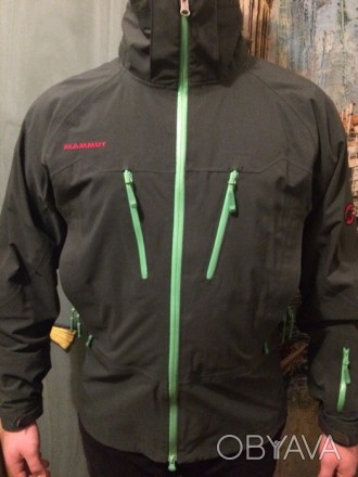 Продам мужскую куртку- штормовку Mammut 48-50
цвет серо-зеленый .. очень красив. . фото 1
