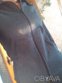 Продам женский джинсовый плащ, на размер 46-48, приталенный, на молнии, длина- ч. . фото 2
