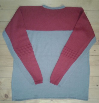Брендовий светер у ідеальному стані без будь-яких нюансів.
Виробництво - Гонг К. . фото 7