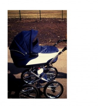 Продам коляску в идеальном состоянии, ребенок почти не была в коляске. дождевик . . фото 3