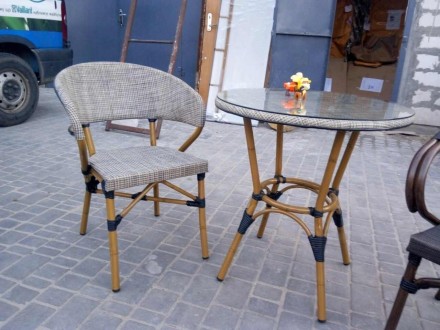 Стол и  два стула ROYAL или SALON  что входят в комплект, выполнены в стиле фран. . фото 6