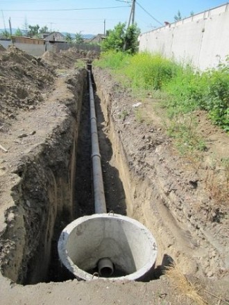 Выполним работы по замене водопровода,также делаем колодцы под водяной счетчик.. . фото 3