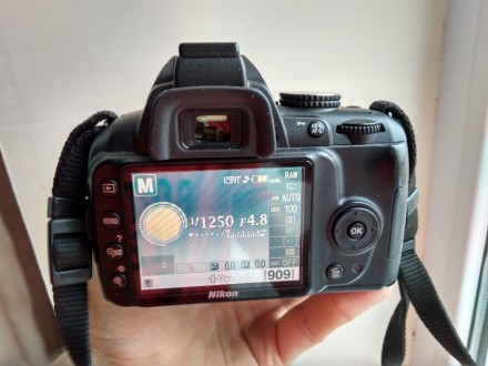 Продам фотоапарат Nikon D3000 з об'єктивом Nikon AF-S 18-55mm f3.5-5.6G DX VR. Т. . фото 4