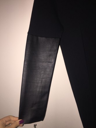 продам черное платье тунику Zara с рукавами из искусственной кожи 
размер S, ид. . фото 5