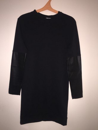 продам черное платье тунику Zara с рукавами из искусственной кожи 
размер S, ид. . фото 4
