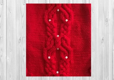 Модное в этом сезоне, ярко-красное платьице с аранами, украшенное бусинками, свя. . фото 4