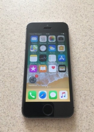 iPhone 5s на 16ГБ, телефон в повному оригінальному виконанні, по корпусу є потер. . фото 2