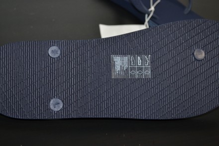 Flip-flops   H&M
Цвет т. синий
Размеры есть
40-41- длина от края до края 28см. . фото 7