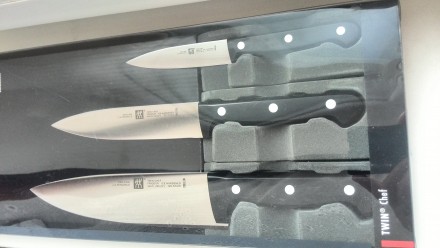 Набор ножей всемирно известной немецкой компании Zwilling
ОРИГИНАЛ! Производств. . фото 4