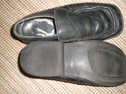 прочные качественные туфли импорт, внутри кожаная подкладка не даст ноге потеть. . фото 3