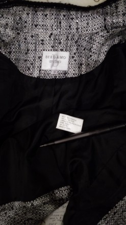 Пиджак св.серый 48р.с пайетками в хорошем состоянии.ПОГ 52,длина 52,плечи 43,рук. . фото 5